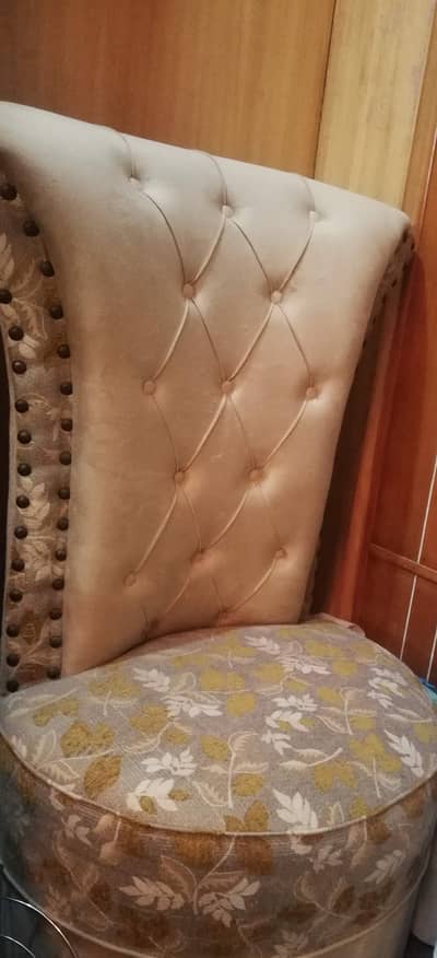 Sofa set with table and cushions