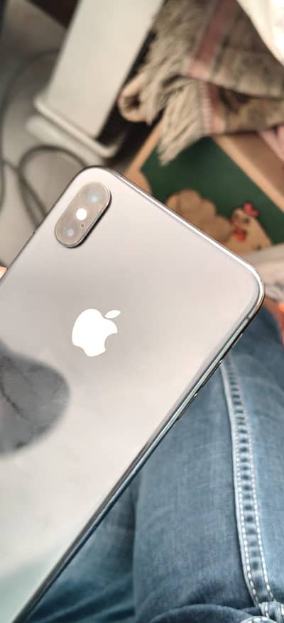 IPHONE XS MAX