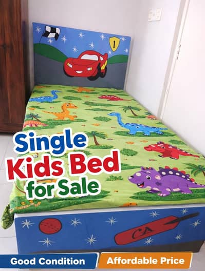 Single bed with mattress: 3 months used