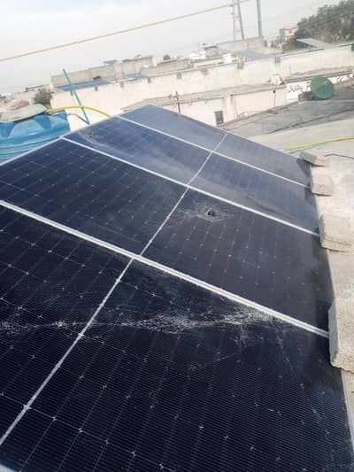 6 panels of 600 watts damages