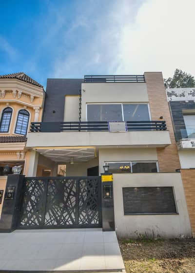 5 Marla Brand New House For Rent in DHA Phase 9 Town Prime Location