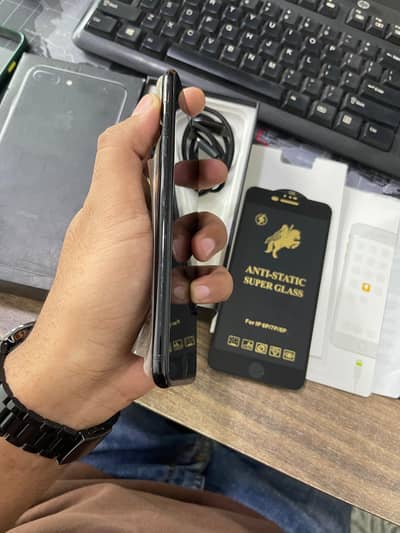 iPhone 7 – 256GB – Black – PTA Approved – 8.5/10 Condition