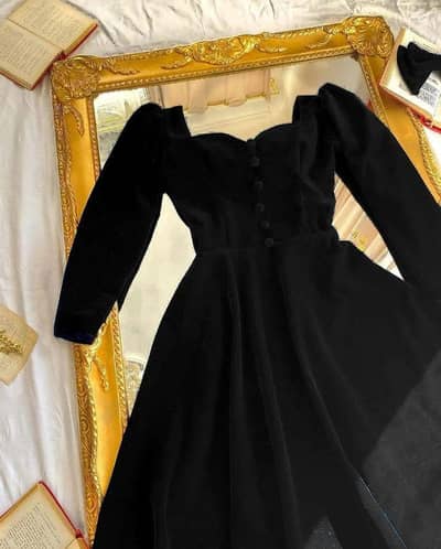 1 PC women's walvet plain frock