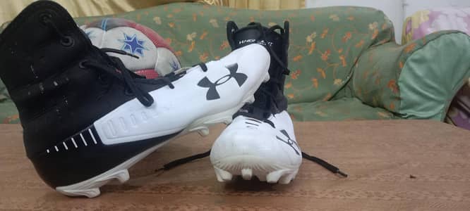 Under Armour Highlight Select MC Football Cleats Shoes Size 7 Black