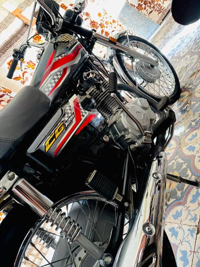 brand new Cg 125 2024 black colour fresh condition