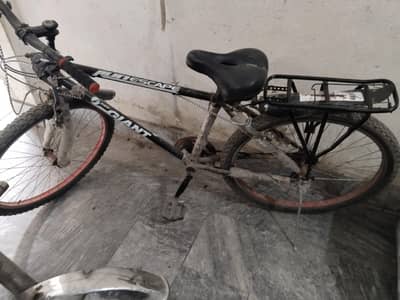 selling speethawk in the black color