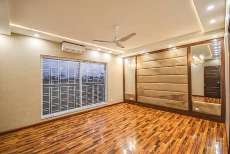 Luxury 1 Kanal Upper Portion in DHA Phase 5