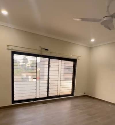 18 Marla Double Storey House In Askari 5