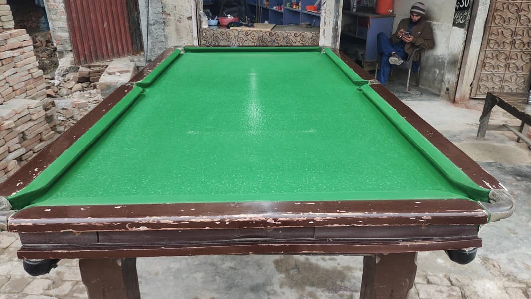 Pool Table 0