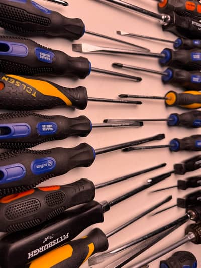 “High-Quality Screwdriver – Durable & Precision Tool”