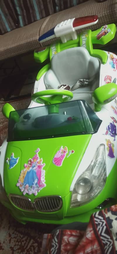 kids battery operated remote control car