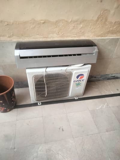 Dc INVETER Gree G10 running condition for sale