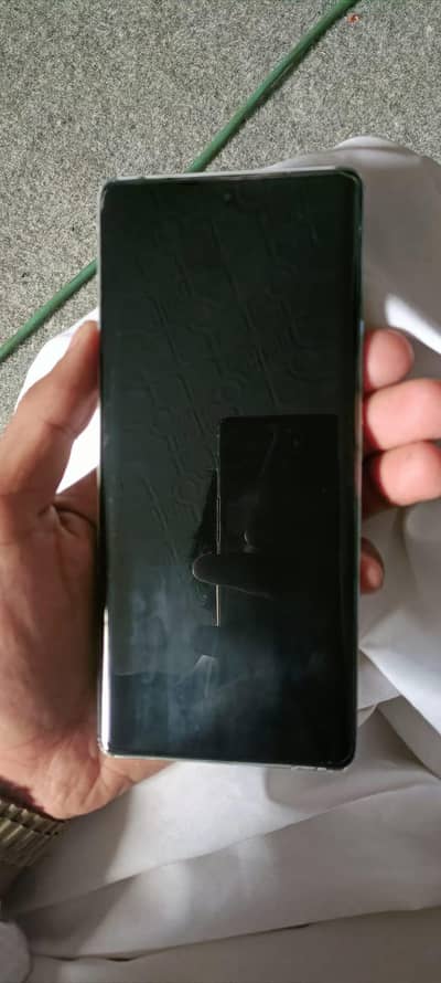 infinix. zero 40.10/10 condition