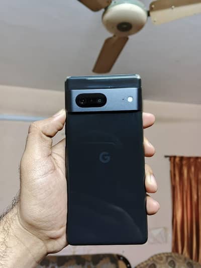 Pixel 7(LIKE NEW). . Urgent sale
