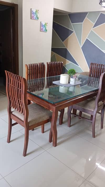 dinning table and chair