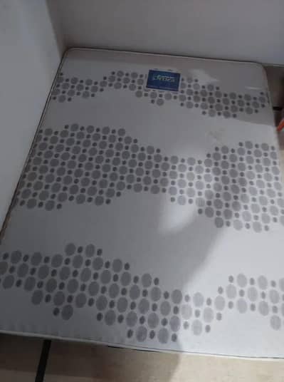 Diamond springs mattress (Ortica)