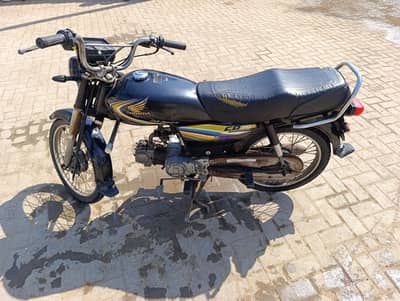 HONDA CD70 (2015 Model) for sale