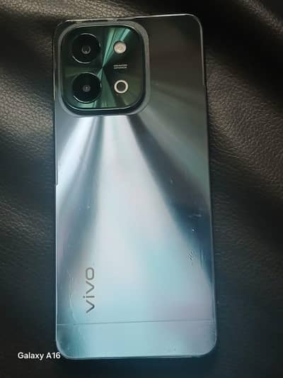 vivo y28 10/10