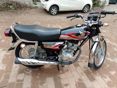 Honda CG 125 Model 2024 | 14916 KMs Bike | Contact 0315 - 7172315