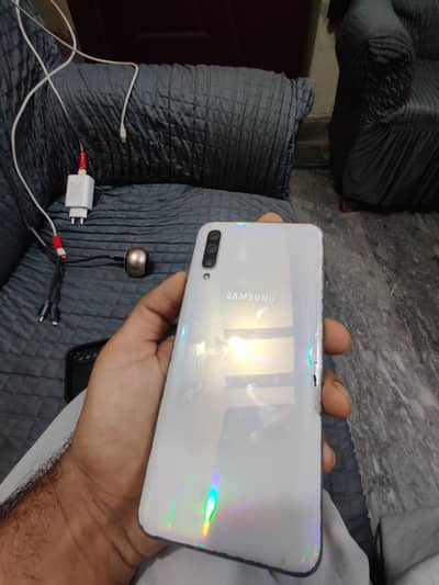 urgent sale/ Samsung a50 / read description