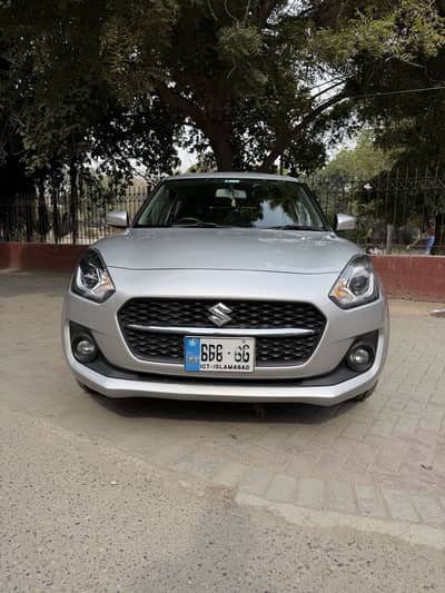 Suzuki Swift GLX CVT
