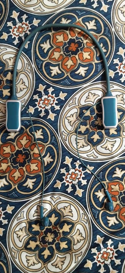 wired Bluetooth 1 month use brand Dubai Dubai se import hue The yah