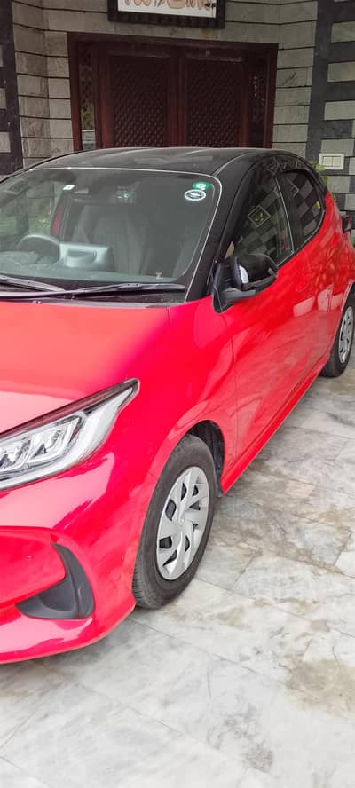 Yaris 2022 model 25 reg b2b 