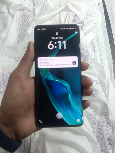 vivo  V40e.  8+8/256