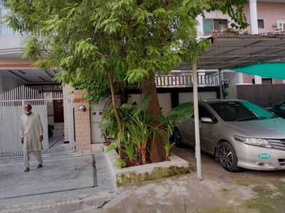 35X70 Triple Story House for Sale F-11/2