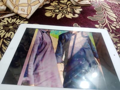 ipad Model 3.4  Full details WhatsApp ipad