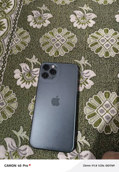 iphone 11 pro 256 gb_screen cracked touch ok_battery 81