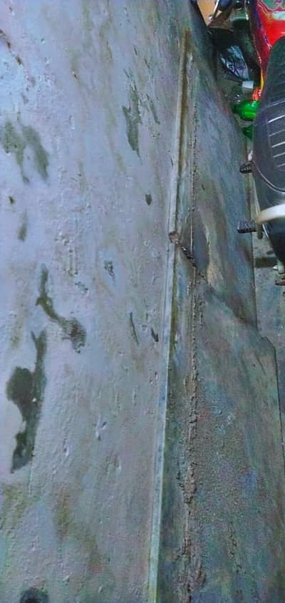 marble Slap hy kitchen ki 6 feet ki hy 2.5 feet  width hy