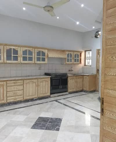 F-10 Beautiful Upper Portion 1/Kanal Very Reasonable Rent