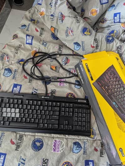 Corsair K70 MK2 Low profile (Cherry silver speed switches)