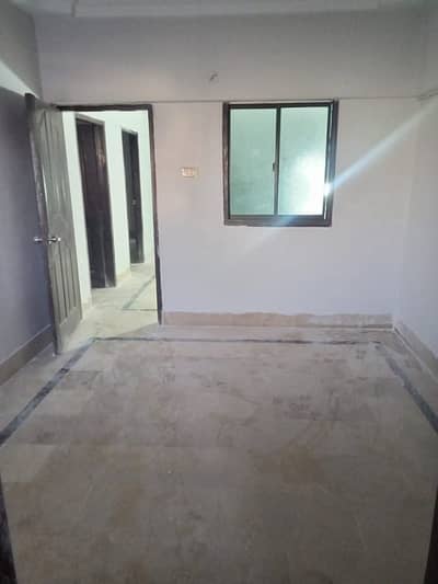2 Bed Dd Flat For Sale Gulistan-E-Jauhar Near Red Apple