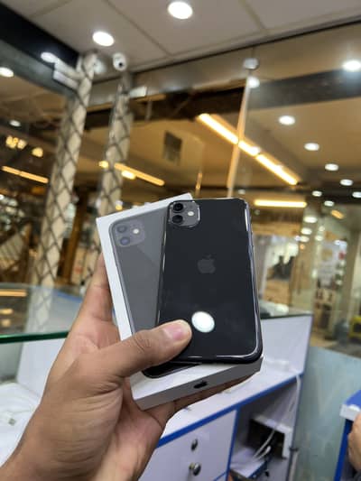 Iphone 11 with box jv nonpta in lush condition
