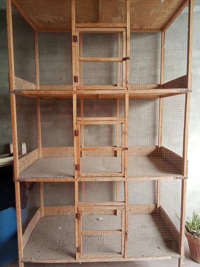 good condition cage for sale