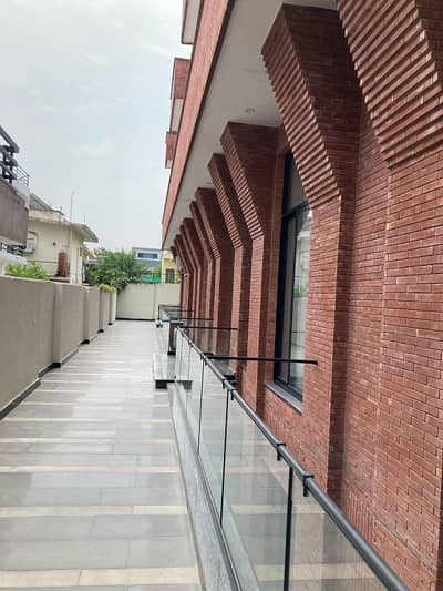 HOUSE FOR RENT IN F-7