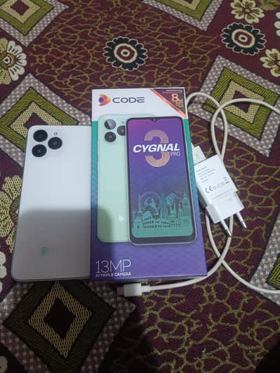 Mobile For sell 4+4 128 with box