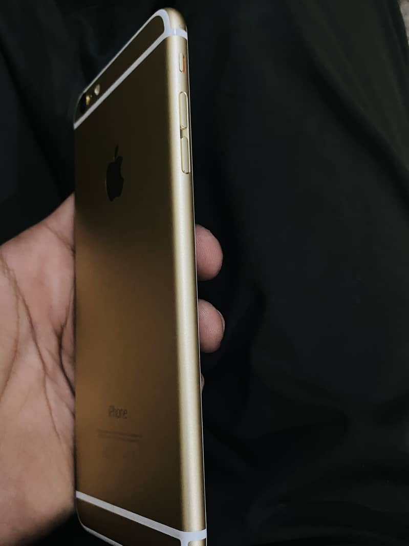 Apple iPhone 6S Plus 3