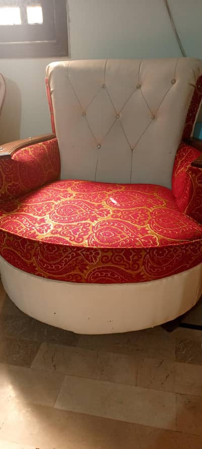 5 seater sofa set with center table and swing