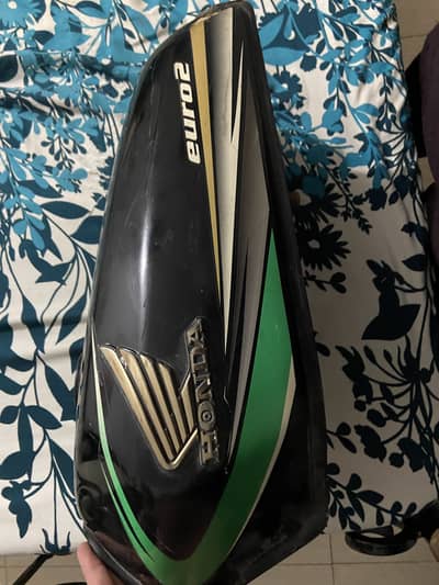 Honda Orignal 2014 model fuel tank & tapy