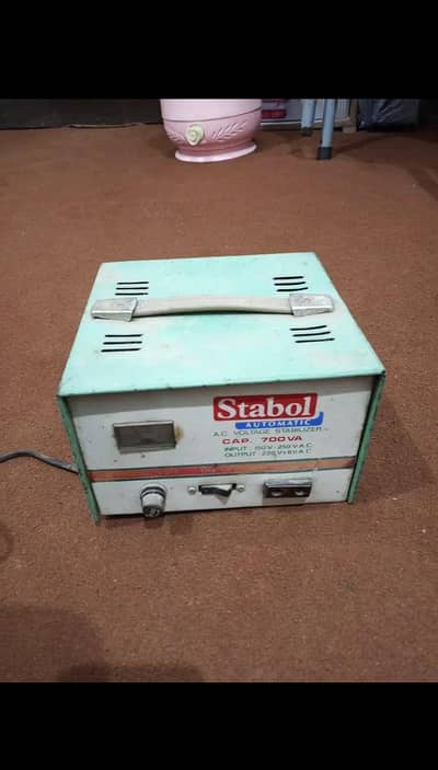 stablizer 700 VA 03365450985