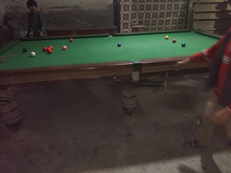 snooker table 0