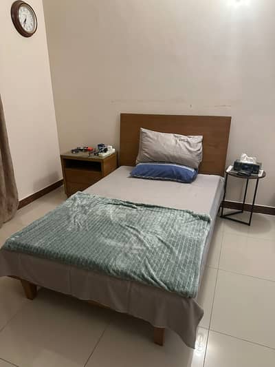 Full Size Wooden Bed with Mattress+Side Table | Solid Wood | Excellent