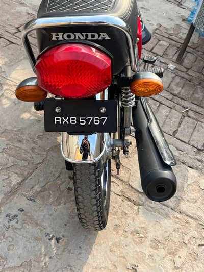 10/9 condition 11k km drive