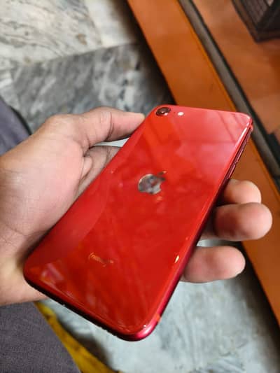 iPhone se 2020 jv 10/9.5 condition 64GB