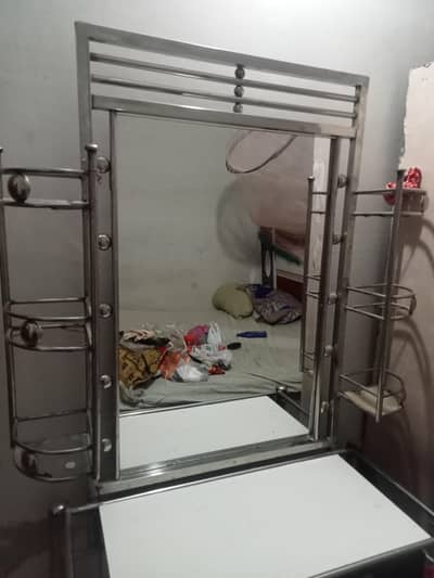 new stell dressing table .