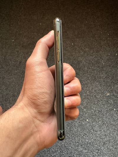 Iphone 11 pro PTA Approved