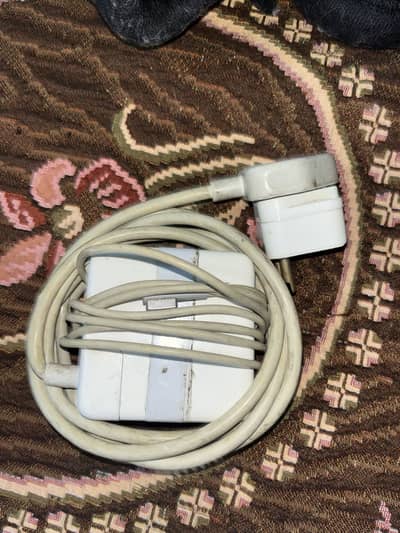 Apple original  magsafe power adapter 60W